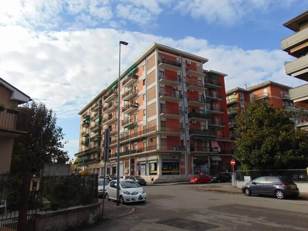 Afrodite Loft Hermes Verona Italien