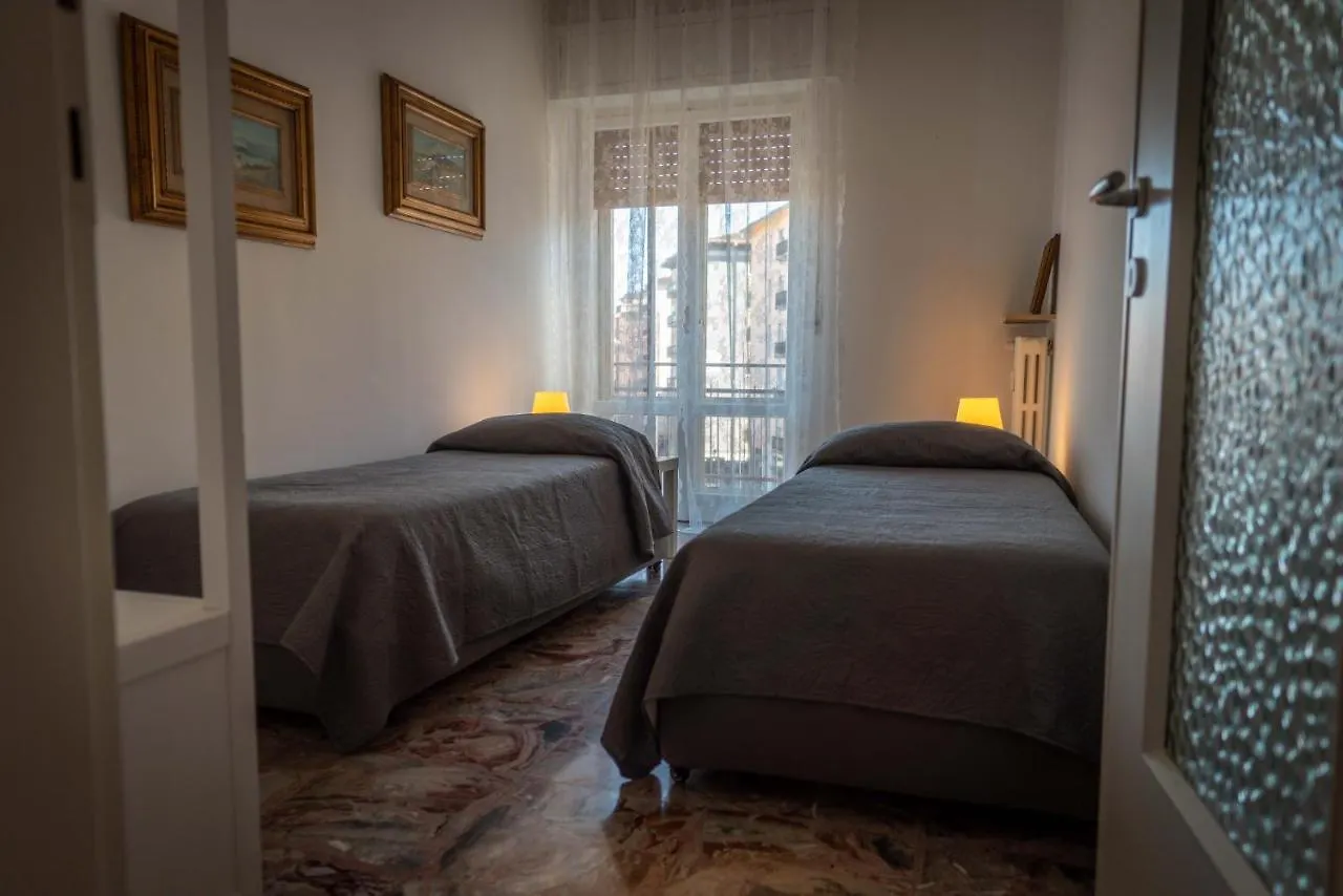 Apartment Afrodite Loft Hermes Verona Italien
